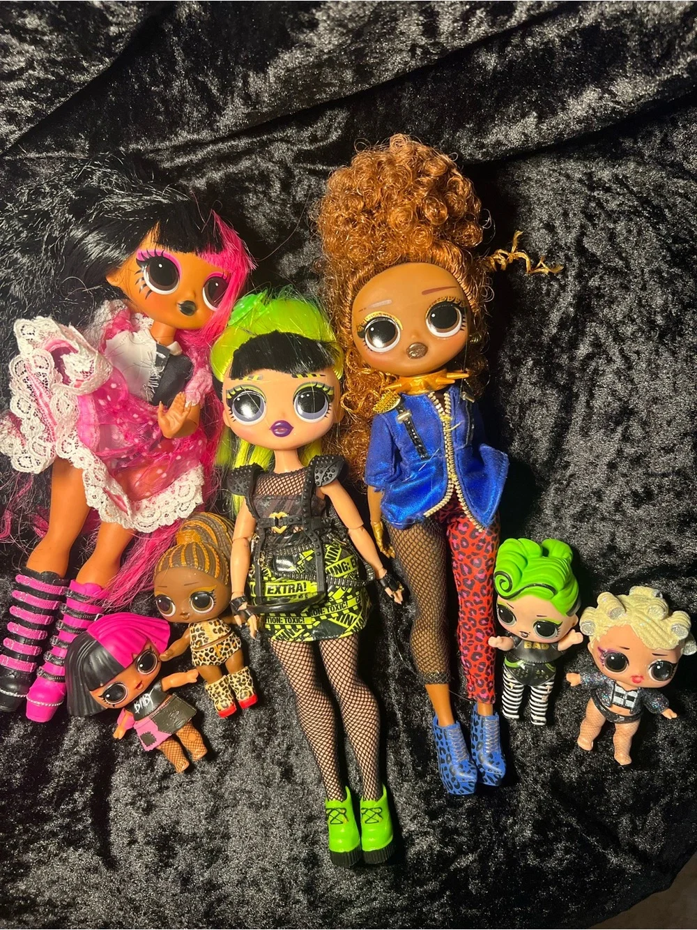 L.O.L. Surprise! Dolls Set - Neon Green, Hot Pink, Blue, Black, Brown